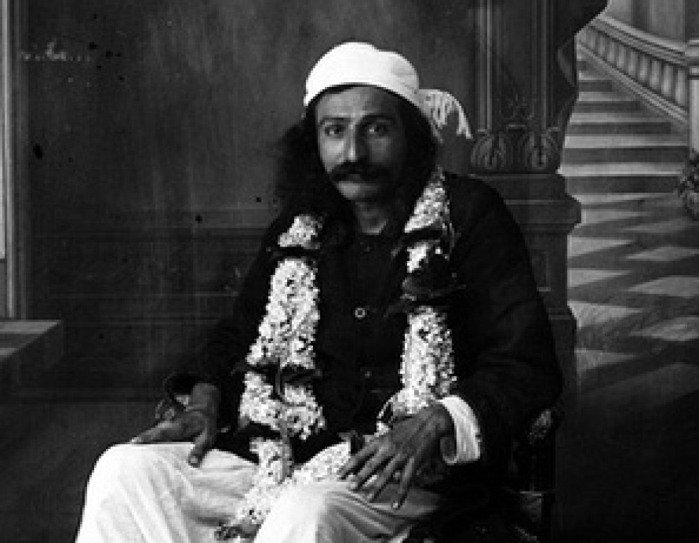 The significance of Baba’s birth in Zoroastrian family and of having the two principal Masters